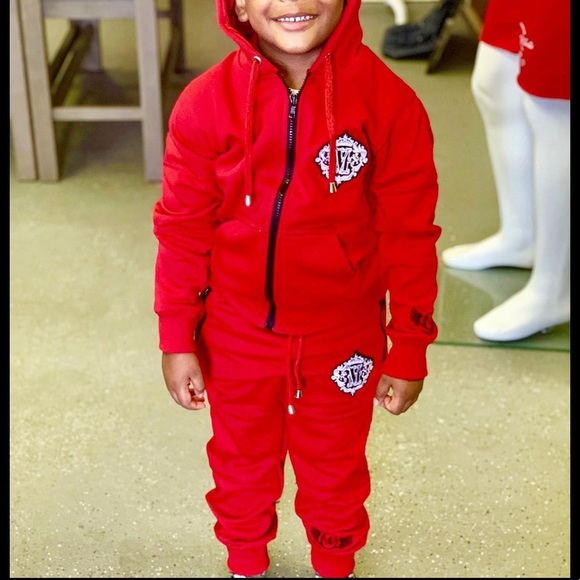 Kid Jogging Suit - Picture 2 of 5